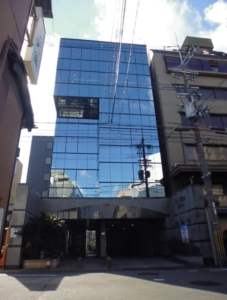 さいとう土地家屋調査士事務所 京都事務所が入居するビルの外観(京都市中京区三条通新町西入)